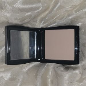 MK IVORY 2 SHEER MINERAL POWDER COMPACT MINI